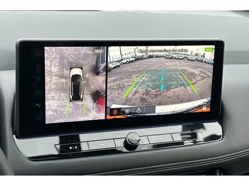 Used 2025 Nissan Rogue SL w/ SL Premium Package image 22