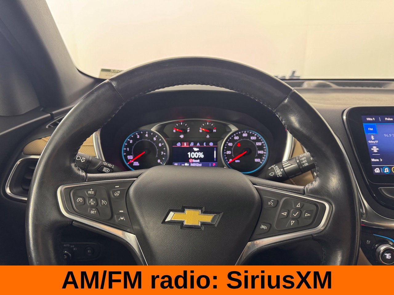 Used 2022 Chevrolet Equinox Premier FWD image 17