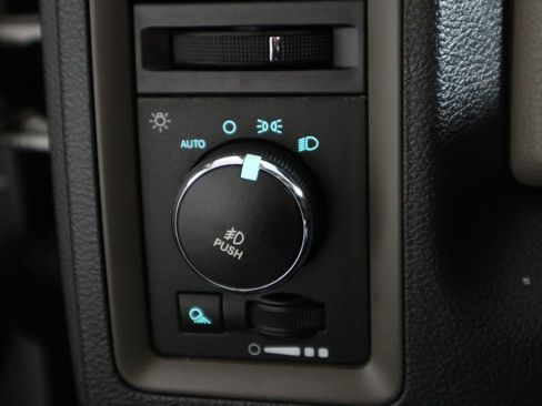 Used 2012 RAM 1500 Express RWD image 27