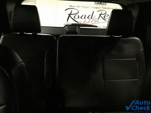 Used 2020 Chevrolet Traverse Premier w/ LPO, 'HIT The Road' Package AWD/4WD image 33