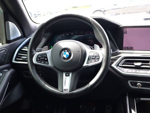 Used 2020 BMW X7 M50i w/ Dynamic Handling Package AWD/4WD image 14