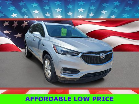 Used 2018 Buick Enclave Essence FWD image 1