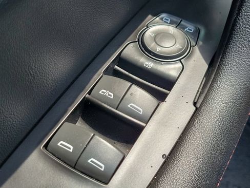 Used 2020 Chevrolet Blazer RS FWD image 23