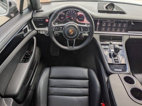 Used 2018 Porsche Panamera 4S w/ Premium Package Plus AWD/4WD image 18