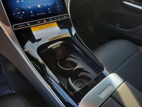 Certified 2026 Mercedes-Benz GLC 300 image 6