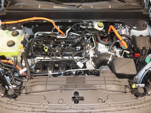 New 2025 Ford Maverick XL image 27