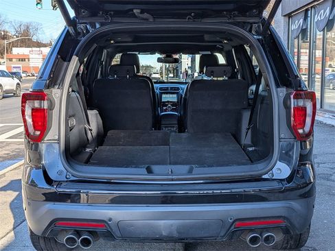 Used 2018 Ford Explorer Sport w/ Equipment Group 401A image 8