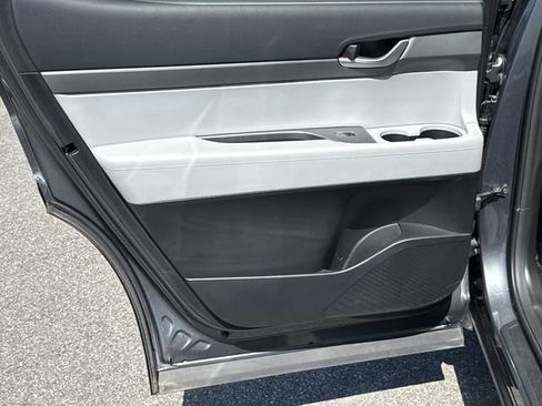 Used 2025 Hyundai Palisade SEL FWD image 23
