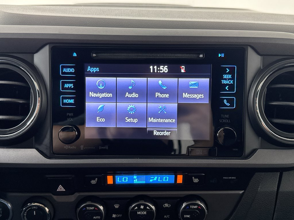 Used 2019 Toyota Tacoma TRD Sport AWD/4WD image 17