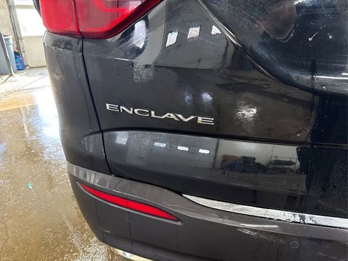Used 2024 Buick Enclave Premium image 15