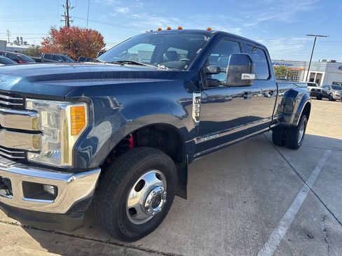 Used 2017 Ford F350 Lariat w/ Lariat Ultimate Package image 1
