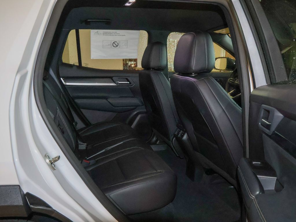 New 2027 GMC Terrain Elevation w/ Elevation Premium Package AWD/4WD image 40