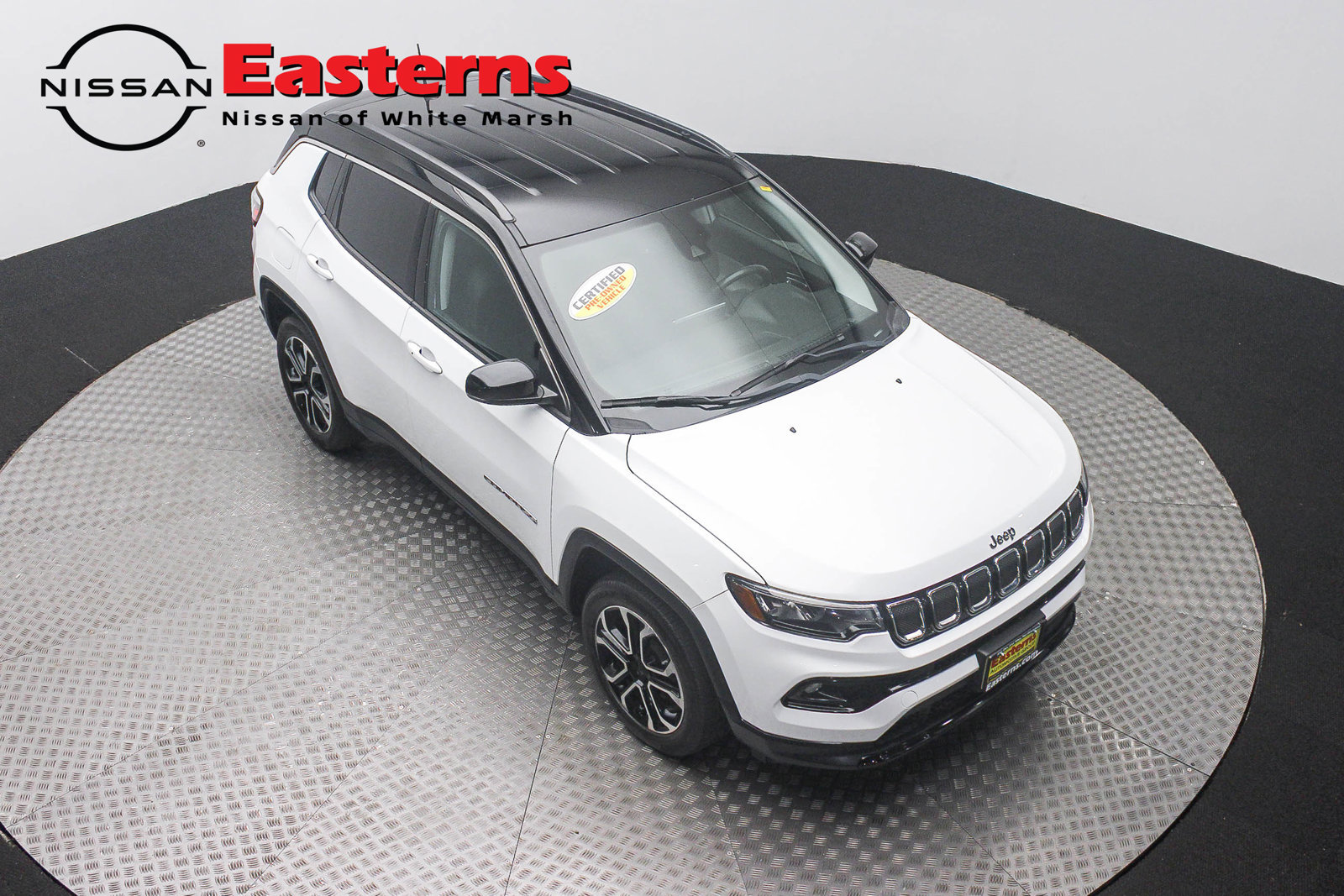 Used 2022 Jeep Compass Limited AWD/4WD image 3