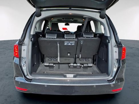 Used 2023 Honda Odyssey Elite image 11