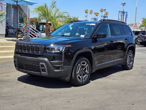 New 2026 Jeep Cherokee Laredo AWD/4WD image 3