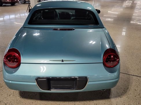 Used 2002 Ford Thunderbird RWD image 32