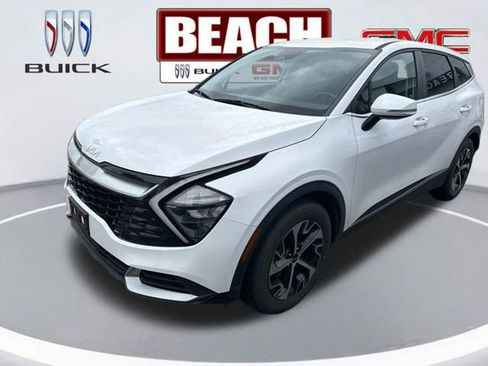 Used 2023 Kia Sportage EX image 7