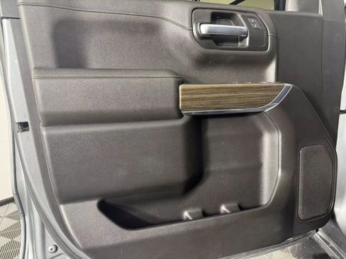 Used 2021 Chevrolet Silverado 1500 RST AWD/4WD image 38