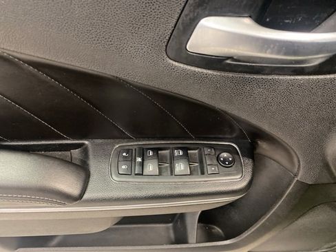 Used 2018 Dodge Charger GT image 30