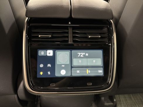 Used 2024 Rivian R1S Adventure image 22