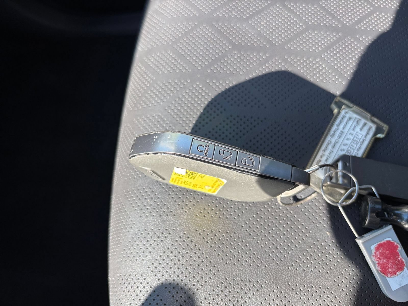 Used 2026 Kia Carnival FWD image 26