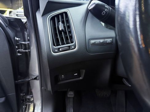 Used 2018 INFINITI Q50 Luxe w/ Essential Package (3.0T Luxe) image 14