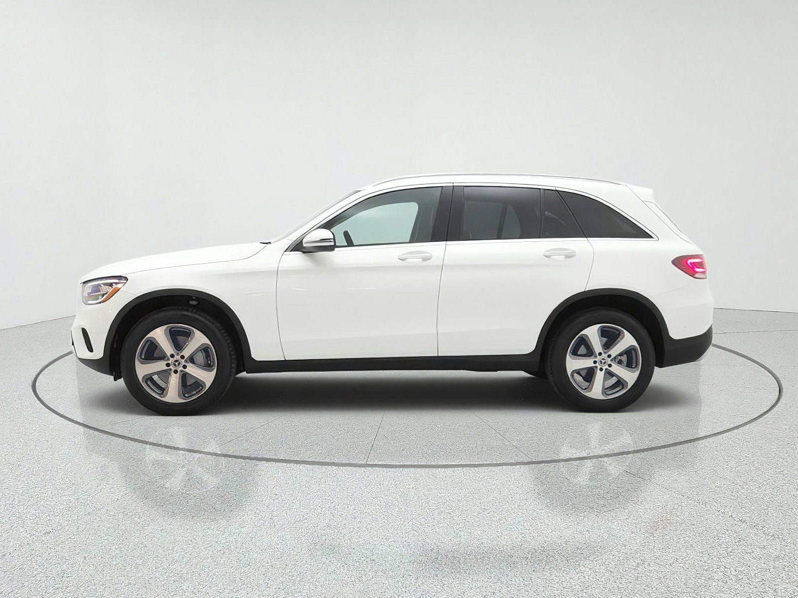 Used 2022 Mercedes-Benz GLC 300 image 8