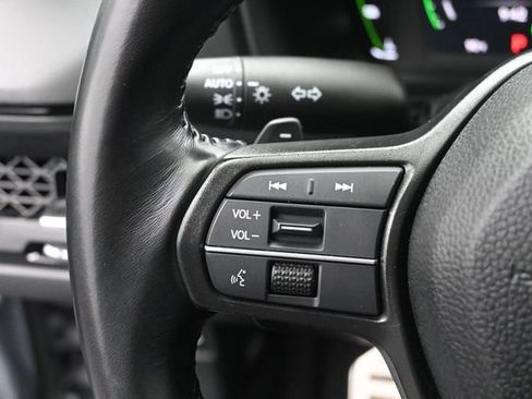Used 2024 Honda Accord Sport image 6