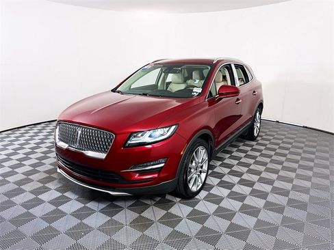 Used 2019 Lincoln MKC Reserve w/ MKC Climate Package image 3