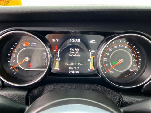 Certified 2021 Jeep Wrangler Unlimited Sahara image 19