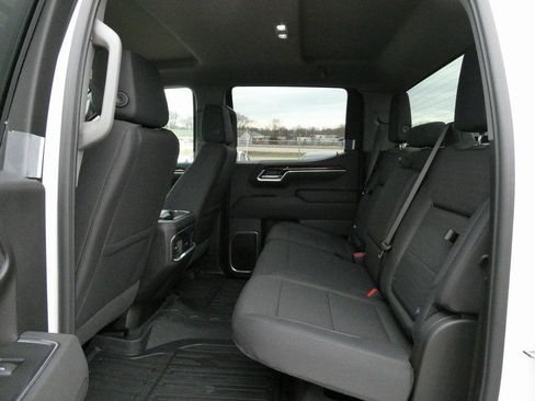 New 2026 GMC Sierra 1500 Elevation image 15