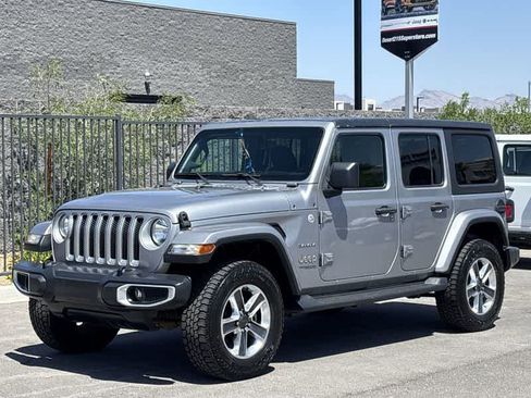 Used 2020 Jeep Wrangler Unlimited Sahara image 4