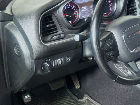 Used 2020 Dodge Challenger SXT RWD image 16