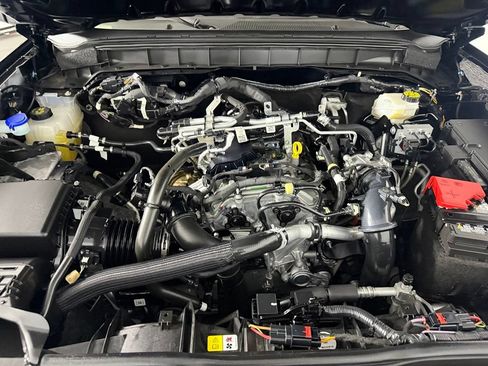 Used 2025 Ford Bronco Big Bend AWD/4WD image 32