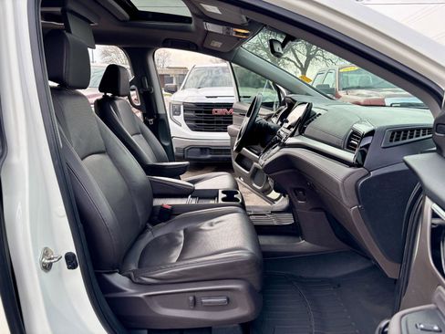 Used 2019 Honda Odyssey Elite image 7