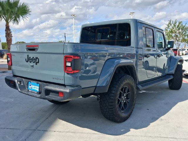 Used 2025 Jeep Gladiator Sport AWD/4WD image 7