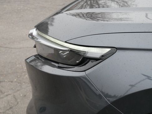 Used 2024 Honda CR-V EX image 16