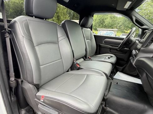 Used 2022 RAM 2500 Tradesman AWD/4WD image 33