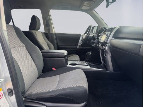 Used 2016 Toyota 4Runner SR5 image 18