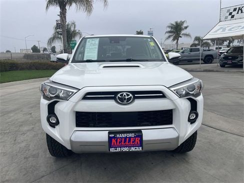 Used 2021 Toyota 4Runner TRD Off-Road Premium image 3