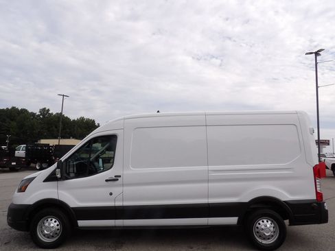 Used 2020 Ford Transit 250 Medium Roof AWD image 56