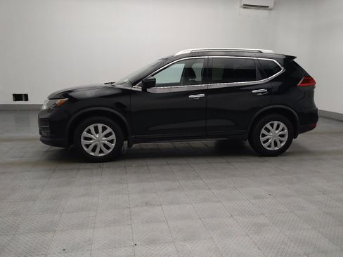 Used 2017 Nissan Rogue S w/ S Appearance Package FWD image 2
