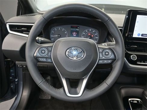 Used 2024 Toyota Corolla SE image 6