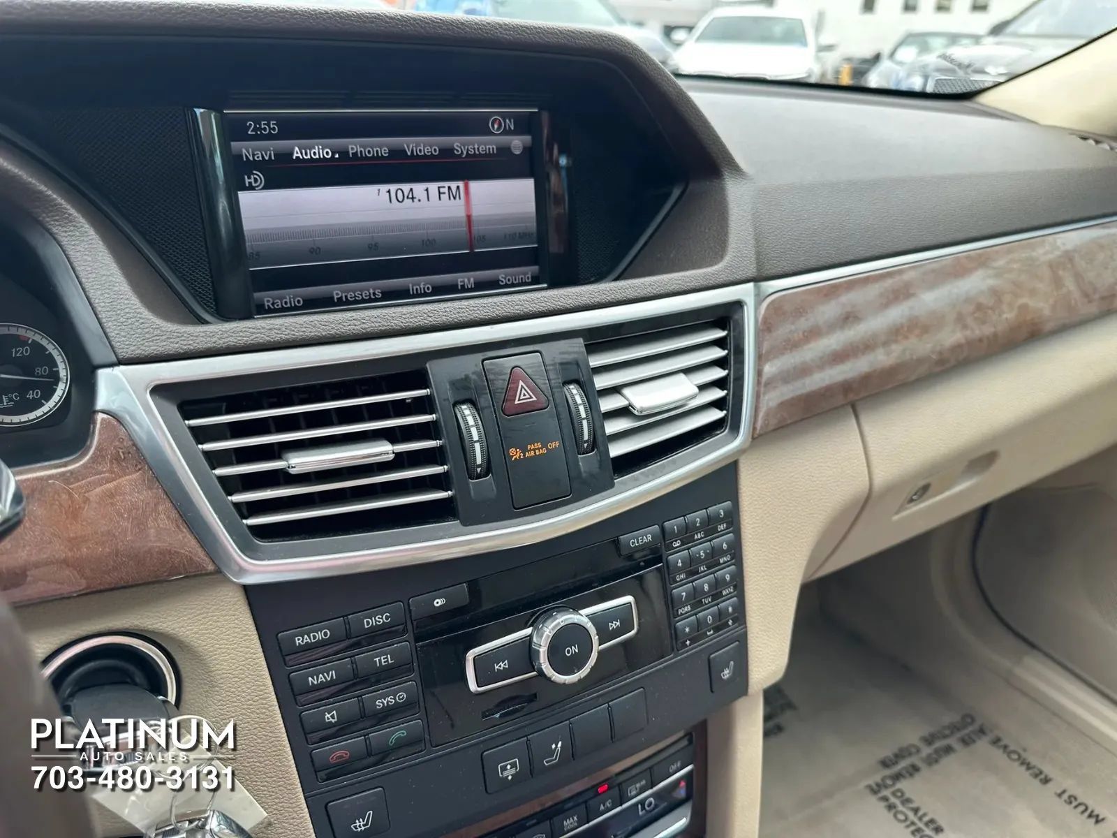Used 2013 Mercedes-Benz E 350 BlueTEC Sedan image 11