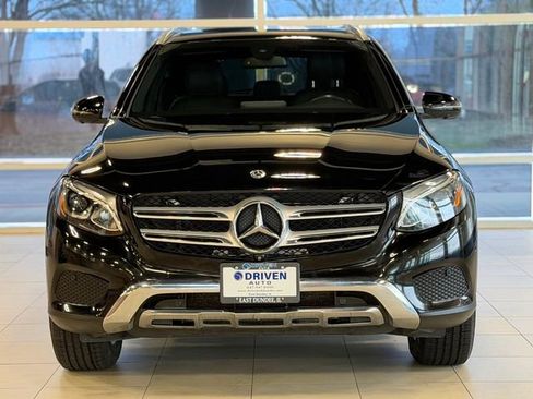 Used 2018 Mercedes-Benz GLC 300 4MATIC image 2