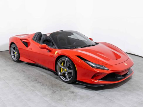 Certified 2023 Ferrari F8 Tributo image 3