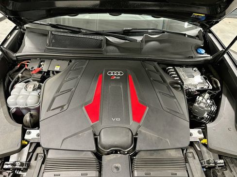 Used 2025 Audi RS Q8 performance AWD/4WD image 31
