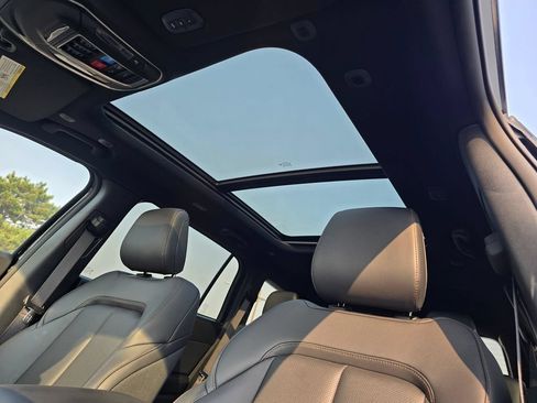 New 2026 Jeep Cherokee Limited AWD/4WD image 33