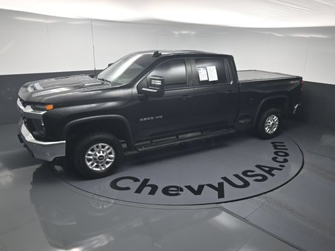Used 2021 Chevrolet Silverado 2500 LT w/ Convenience Package AWD/4WD image 29
