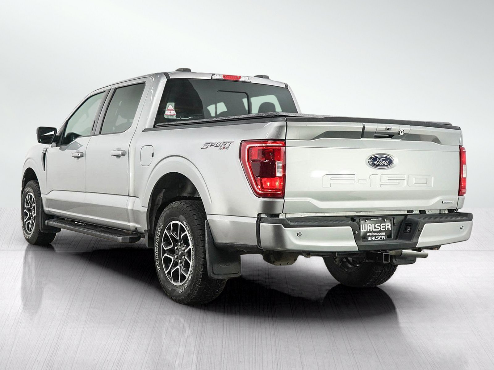 Used 2022 Ford F150 XLT w/ Equipment Group 302A High AWD/4WD image 3